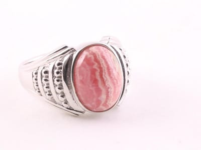 Bewerkte zilveren ring met rhodochrosiet - maat 19