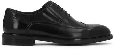 Black oxfords with openwork embellishment Brogues