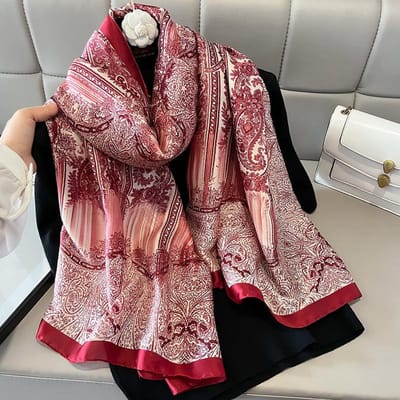 Ontwerp Satin Zijde Sjaal Hijab Sjaal Dames Mode Zomer Zonwering Strand Stola Wikkels Bufanda Vrouwen Hoofddoek Echarpe 90x180cm brown
