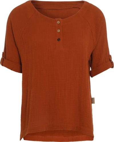 Knit Factory Nena Top - Shirt voor het voorjaar en de zomer - Dames Top - Dames shirt - Zomertop - Zomershirt - Ruime pasvorm - Duurzaam & milieuvriendelijk - Opgerolde mouw - Terra - Oranje - M - 100% Biologisch katoen
