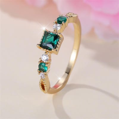 Bagues fines carrées tendance en pierre verte pour femmes couleur or zircon blanc empilables alliances de mariage bijoux de fête 8 beige