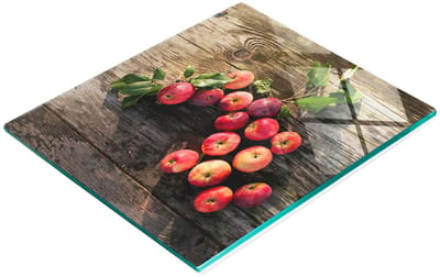 Decoratieve glazen snijplank voor het snijden van appels op tafel, 60x52 cm