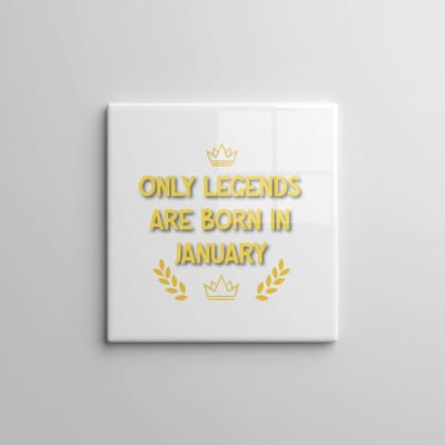 “Only Legends Are Born in January” Verjaardagstegel – Uniek Keramisch Cadeau – 15×15 cm