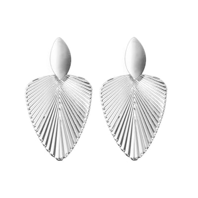 Triangle Silver Oorhangers | Zilverkleurig | 7,3 x 3,7 cm | Fashion Favorite