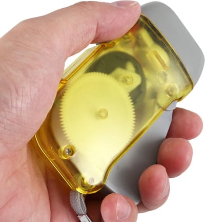 Actie4you® - Led Zaklamp oplaadbaar - Knijpkat - Dynamo - Handmatig - Zelf opladende Zaklamp – Nood Zaklamp - Geel