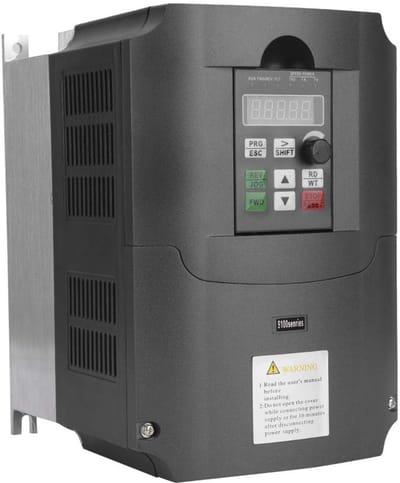 OmGoods - Dailygoody - Aandrijving met Variabele Frequentie - VFD-controller voor CNC-motorsnelheidsregeling - 7,5 kW - 1-fase en 3-fasen - Hoogwaardige omvorme...
