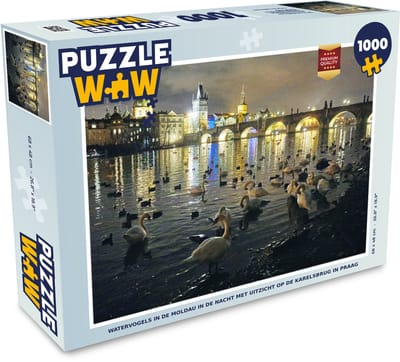 Puzzel Watervogels in de Moldau in de nacht met uitzicht op de Karelsbrug in Praag - Legpuzzel - Puzzel 1000 stukjes volwassenen