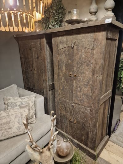 AURA PEEPERKORN|BUFFETKAST| OLD FARM FIENE MEDIUM|OUD HOUT| HOOGTE 160 X BREEDTE 80 CM