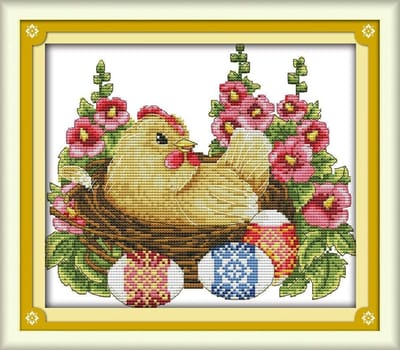 Preprinted Cross Stitch Kit met Kippen, Eieren en Hulstbloemen voor Beginners en Gevorderden, DIY Borduurset 36x28cm Handwerk Starter Kit