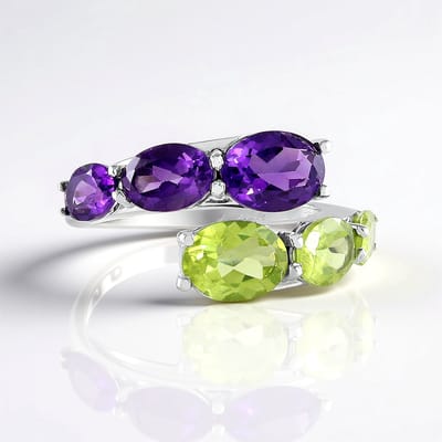 Cavill - Damesring 925 Sterling Zilver Geplatineerd - Zambia Amethist 8x6 & 7x5 mm en Ovale Peridoot - 4,044 ct - Elegantie en Uniek Design
