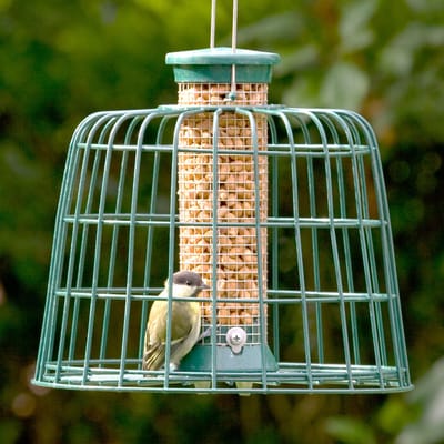 CJ Wildlife Pindasilo met Beschermkooi voor Vogels - Voedersilo van 23cm voor Tuinvogels - Vogelvoedersilo voor Kleine Vogels - Hangend Vogelvoederhuisje - Vogelvoer Silo - Groen