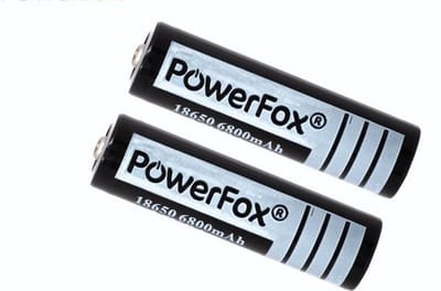 PowerFox® 2x 18650 Lithium batterij 3,7V 6800mAh oplaadbare batterij zwart