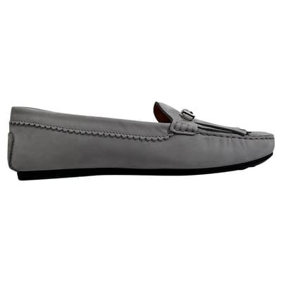 Tod's Fransloafers in Grijs Suède