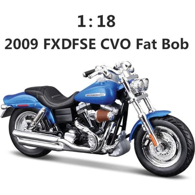Op voorraad Maisto 1:18 Harley Davidson Moto Auto Serie Legering Minatuur Diecast Model 2002 Fltr Road Glide Jdhtwin Cam Auto Speelgoed Cadeau