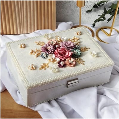 Sieradenorganisator - Sieradendoos Opberger - Sieraden Opbergen - Met Verwijderbare Verdelers - 26x18.5x8 cm - Wit