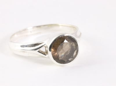 Zilveren ring met rookkwarts - maat 16