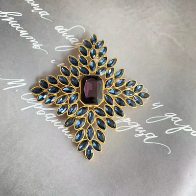 Vintage Midden Top Merk Strass Kruis Broches Spelden Voor Vrouwen Mannen Paleis Retro Kristal Luxe Speldjes Accessoires Sieraden black