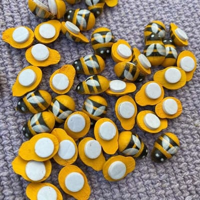 100 Pièces Abeille Mini Bois Décoration DIY Décoration Murale Maison Décorations Fête d'Anniversaire Abeille Scrapbooking Artisanat Décoration Maison 100Pcs
