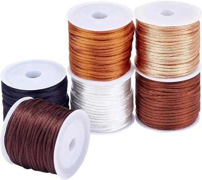 2mm Nylon Satijnen Zijde Koorden in 6 Kleuren voor Sieraden Maken, Macramé, Armbanden en Dromenvangers - Totaal 59m