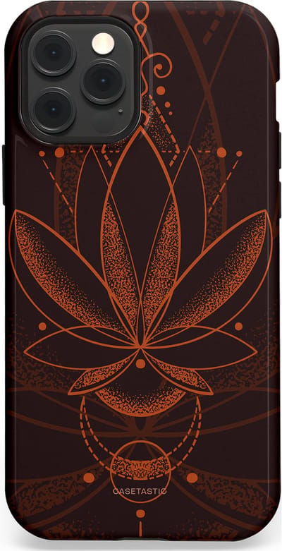 Casetastic Hoesje Geschikt voor Apple iPhone 12/12 Pro Magsafe - Stijlvolle Beschermende Duo-layer Case - Lotus Groei