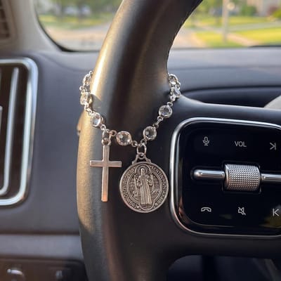 Katholiek Beschermingsrozenkrans Auto Accessoire St. Benedictus Medaille & Kruis Hanger Voor Auto Interieur Decor Religieuze Bescherming Hanger zilver