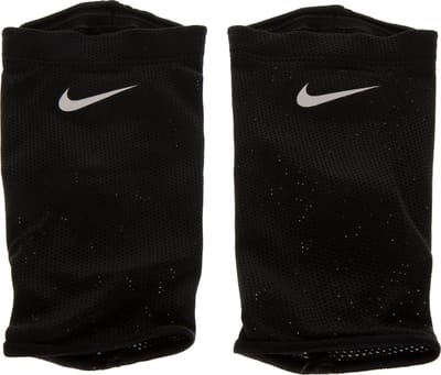 Nike Guard Lock Elite Scheenbeschermerhouder - Zwart | Maat: XS