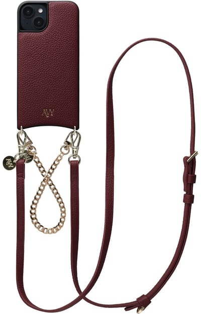 AVY Leren Hoesje geschikt voor Apple iPhone 13 / 14 | Compatibel met MagSafe | Leather Back Cover met Telefoonkoord Set | Polsband & Crossbody | Burgundy | Leather and Gold