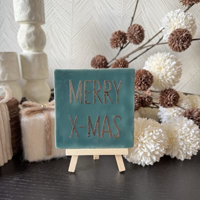 Hartjespost | Tegeltje Merry x-mas donkergroen, goud | schoencadeautjes sinterklaas | tegeltjes met tekst | spreuktegel | tegeltjeswijsheden | Christmas | Xmas | kerstmis | decoratie kerst | 10x10
