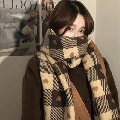 Dames Sjaal - Dames Winter Sjaal - Warme Dames Sjaal 200×70 cm – Hartjes & Ruitpatroon – Omslagdoek, Shawl & Wrap – Modieuze Winteraccessoire- bruin