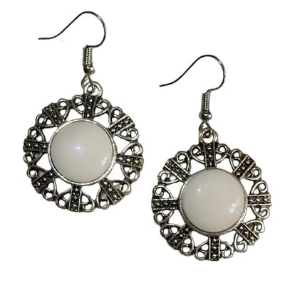 Oorhangers met Witte Steen