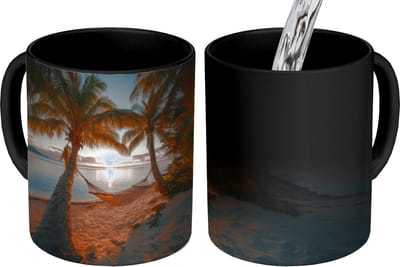 Magische Mok - Foto op Warmte Mokken - Koffiemok - Palmbomen - Hangmat - Strand - Zonsondergang - Magic Mok - Beker - 350 ML - Theemok
