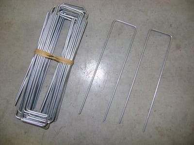 500 stuks Gronddoekpen(nen), kunstgraspen(nen), worteldoekpen(nen) Ø3mm - 3 cm breed en 15 cm lang