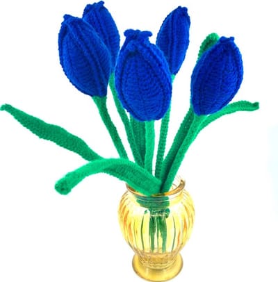 Luna-Leena duurzaam Hollandse gehaakte tulpenboeket in blauw - 5 bloemen - wol - hand gehaakt in Nepal - Dutch tulips souvenir - feest - afscheid - jubileum - bloemetje - beterschap - geluk - liefde - verjaardag - geboorte - tulpen uit Amsterdam