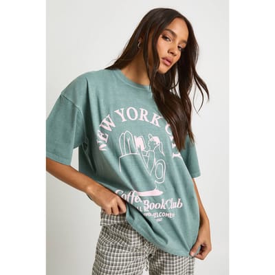 boohoo Dames New York City Koffiebeker Bedrukte T-shirt | Khaki | Maat: XS
