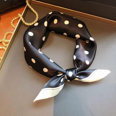 Natuurlijke Echte Zijde Sjaal Dames Print Bandana Vierkante Sjaals Wikkel Zakdoek Lente Mode Zomer Strand Hoge Kwaliteit Hijab Real silk 53x53cm black