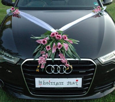 Autobouquet Decoratie - Bruiloft Versiering - Trouwen Autostyling - Sterke Zuignappen - 7 Delig - Violet
