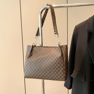 Grote Capaciteit Tas Tote Dames Tas High-end en Modieus Retro Nieuwe Schoudertas Nieuwe Casual Forensentas gray