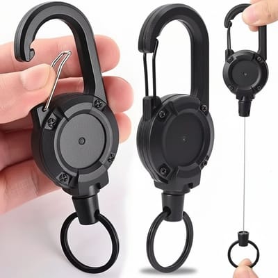 Zwart sleutelhanger met karabijnhaak – unisex – kunststof sleutel hanger met ronde houder en metalen sleutel ring – praktische clip voor tas, riem of sleutelbos