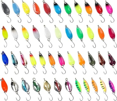 Set van 46 Stuks Vissen met Lepels voor Forel, Inclusief Flitsende Lichten, Haken en Aas, Ideaal voor Vissers en Outdoor Avonturen