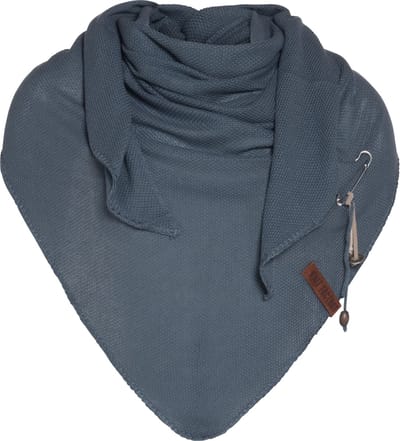 Knit Factory Lola Gebreide Omslagdoek - Driehoek Sjaal Dames - Katoenen sjaal - Luchtige Sjaal voor de lente, zomer en herfst - Stola - Granit - 190x85 cm - Inclusief sierspeld