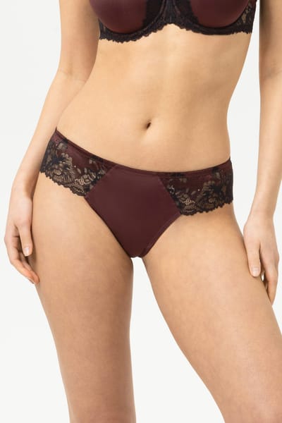 String Serie Luxurious Hot Maroon