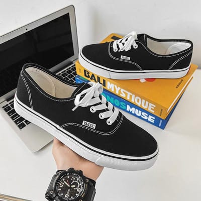 Lente Nieuwe Ademende Canvas Schoenen Heren Casual Platte Schoenen Outdoor Effen Kleur Lage Sportschoenen voor Dames Gevulkaniseerd Schoeisel 40 gray