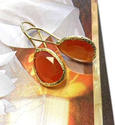 Oorbellen cateye steen oranje