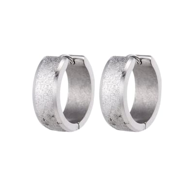Aramat Jewels | Oorringen | Oorringen – Huggie RVS 20mm Sandblasted Zilverkleur | | | |7mm | Staal | Volwassenen | Verkleurd niet