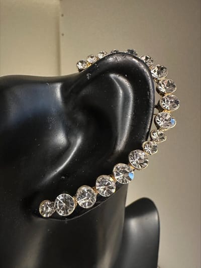 Strass decor oormanchet | | Make up | Parfum | Moederdag | Verjaardagscadeau| Cadeautje| Valentijnsdag| Kado | sieraden | vaderdag | oorbellen | oorsieraden
