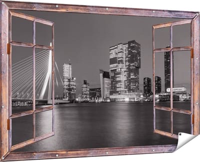 Gards Tuinposter Doorkijk Rotterdamse Skyline - Zwart Wit - 180x120 cm - Tuindoek - Tuindecoratie - Wanddecoratie buiten - Tuinschilderij