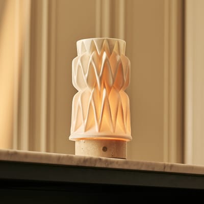 Tavellio Vento Oplaadbare Tafellamp – H23 – Porselein en 3D geprint – Travertine