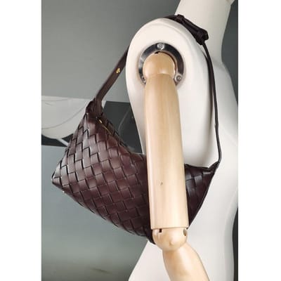 Temperament Groentemand Lunchbox Tas Handgeweven Tas Modieuze Eenvoudige Casual Schoudertas High-end Gevoel Onderarmtas 24*11*13 gray