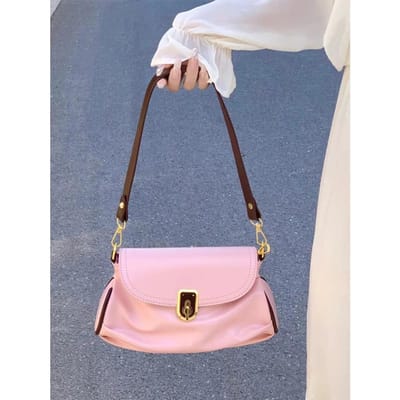 Hoogwaardige Rose Roze Zachte Okseltas voor Dames met Niche Ontwerp Zacht Leer Contrasterende Kleur Geplooide Schoudertas Crossbody Tas white