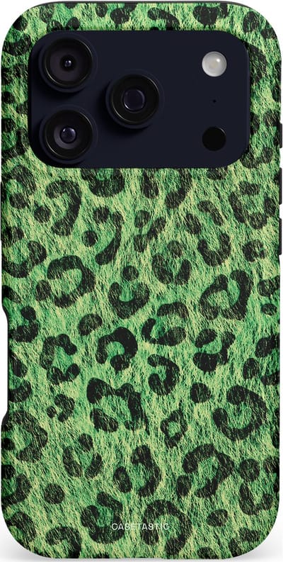 Casetastic hoesje geschikt voor Apple iPhone 17 Pro - MagSafe - Dubbellaagse bescherming - Groene Panterprint - Fashion Case - Donkergroen Zwart
